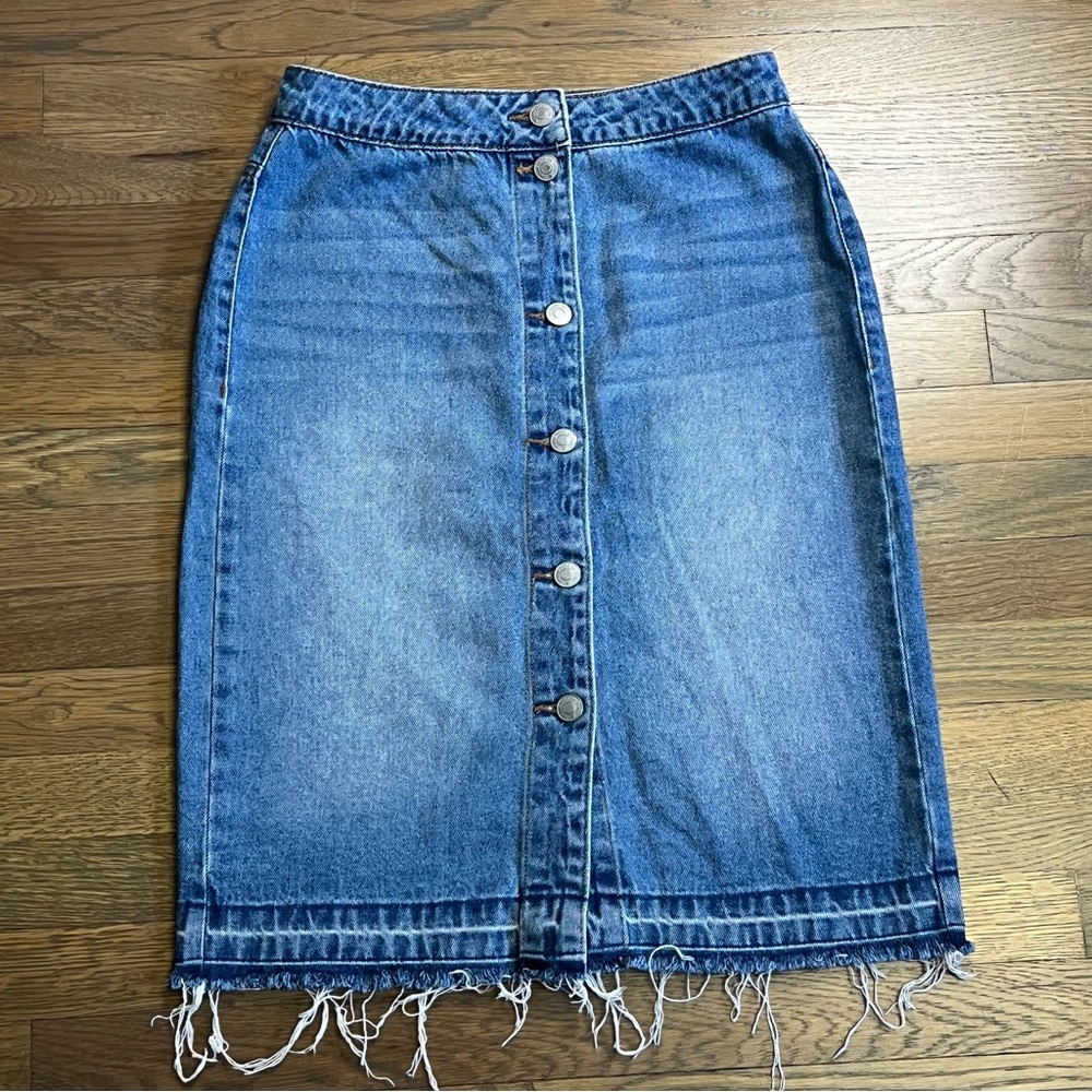 Jaqueline De Yong denim A Line button knee skirt -  Size 6